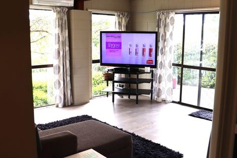 Photo of property in 2/2 Watea Road, Torbay, Auckland, 0630