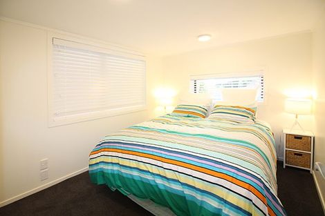 Photo of property in 1/49 Brigantine Drive, Beach Haven, Auckland, 0626