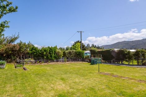 Photo of property in 36 Woodward Street East, Featherston, 5710