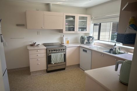 Photo of property in 113 Hillcrest Road, Raumati Beach, Paraparaumu, 5032