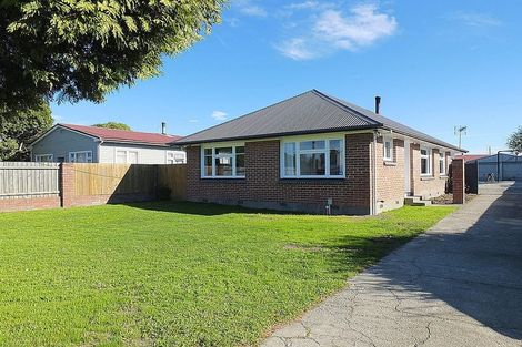 Photo of property in 124 Springs Road, Hornby, Christchurch, 8042