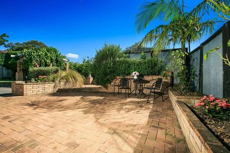 Photo of property in 223 Glamorgan Drive, Torbay, Auckland, 0630