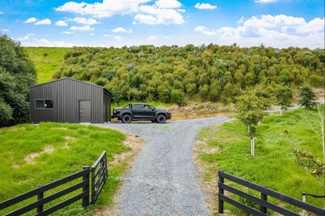 Photo of property in 960c Whangaripo Valley Road, Whangaripo, Wellsford, 0972