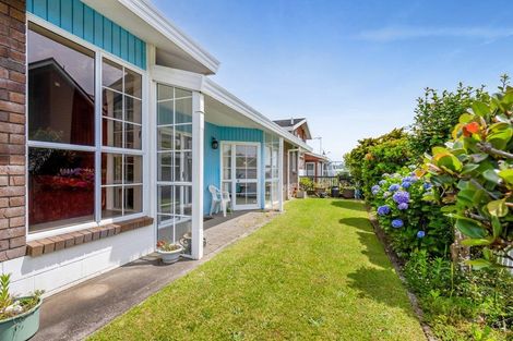 Photo of property in 56a Bayly Road, Blagdon, New Plymouth, 4310