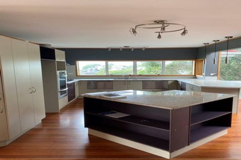 Photo of property in 10 Park Rise, Campbells Bay, Auckland, 0630