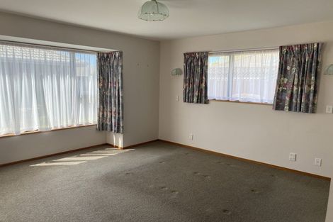 Photo of property in 10 Innisfree Place, Northwood, Christchurch, 8051