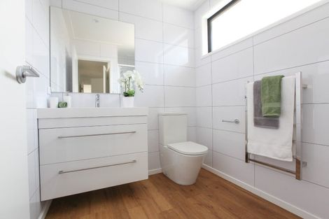 Photo of property in 1/16 Heath Street, Saint Andrews, Hamilton, 3200