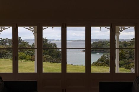 Photo of property in 206 Cape Rodney Road, Leigh, 0985