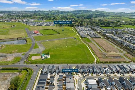 Photo of property in 37 Kairakau Street, Papakura, 2110