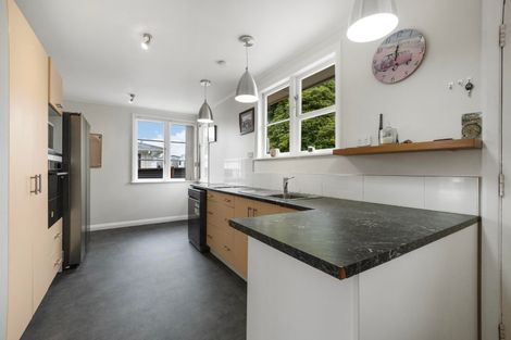 Photo of property in 10 Okoroire Street, Tirau, 3410