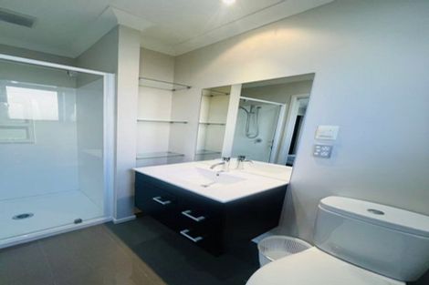 Photo of property in 46 Westpark Drive, Burnside, Christchurch, 8053
