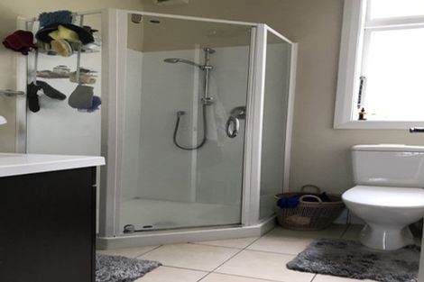 Photo of property in 13 Brougham Street, Mount Victoria, Wellington, 6011