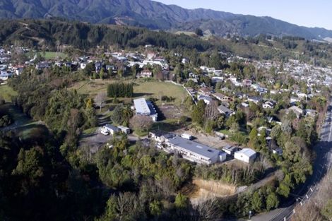 Photo of property in 296 Main Road North, Brown Owl, Upper Hutt, 5018