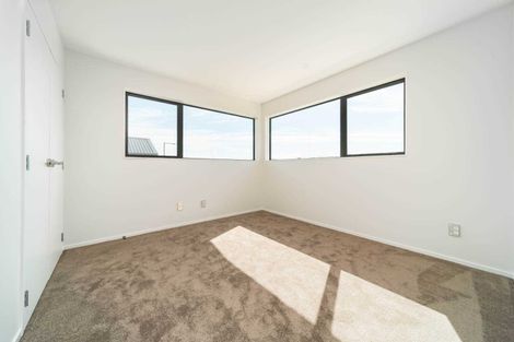 Photo of property in 14 Toia Lane, Silverdale, 0932