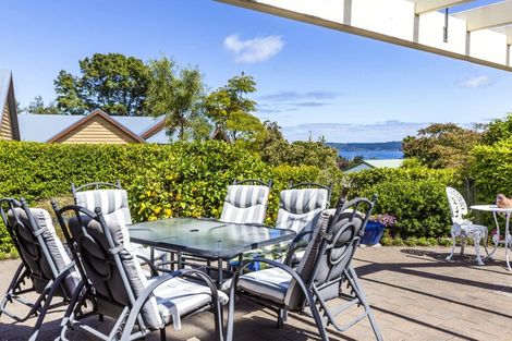 Photo of property in 11 Fairview Terrace, Waipahihi, Taupo, 3330