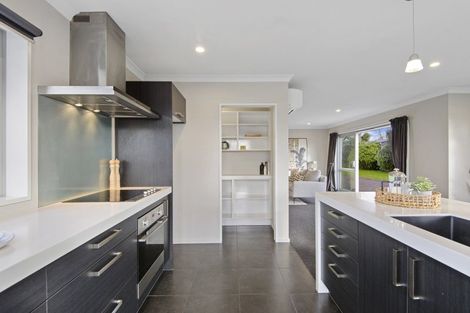 Photo of property in 6 Dundee Close, Darfield, 7510