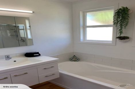 Photo of property in 21 Iles Road, Lynmore, Rotorua, 3010