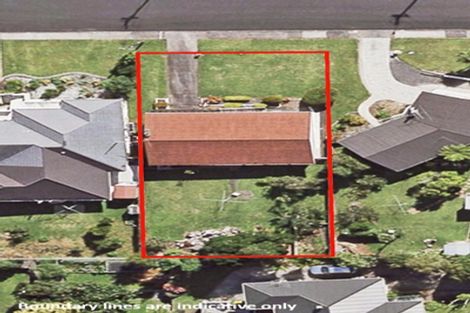 Photo of property in 19 Lynmore Drive, Hillpark, Auckland, 2102