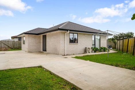 Photo of property in 82a Finlayson Avenue, Clendon Park, Auckland, 2103