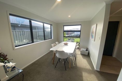 Photo of property in 28 Traverse Lane, Omokoroa, 3114