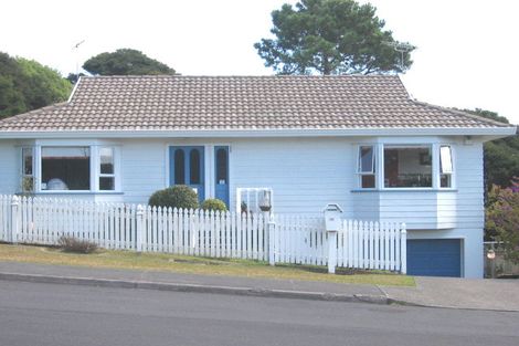 Photo of property in 1/36 Anne Mclean Drive, Bayview, Auckland, 0629