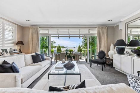 Photo of property in 17 Landmark Terrace, Orewa, 0931