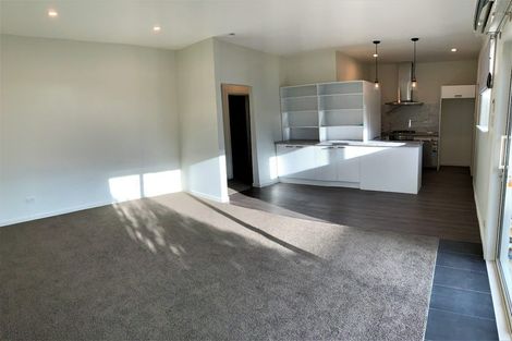 Photo of property in 26 Memorial Avenue, Ilam, Christchurch, 8053