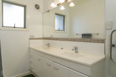 Photo of property in 11 Birchwood Lane, Hilltop, Taupo, 3330