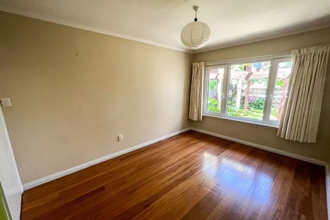 Photo of property in 2 Shaftesbury Street, Avonhead, Christchurch, 8042