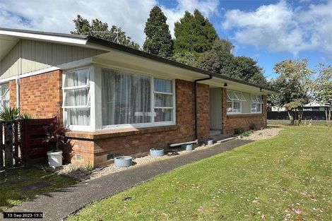Photo of property in 2 Terence Street, Fairview Downs, Hamilton, 3214