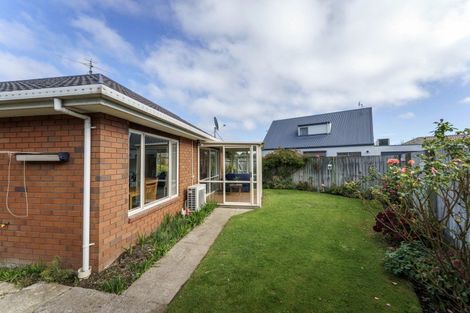 Photo of property in 17 Seascape Gardens, Bromley, Christchurch, 8062