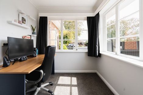 Photo of property in 5 Queen Street, Brighton, Dunedin, 9035