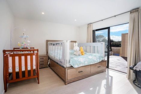 Photo of property in 3 Silver Beech Street, Takanini, 2110