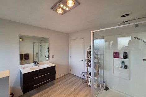 Photo of property in 411a Bower Avenue, Parklands, Christchurch, 8083