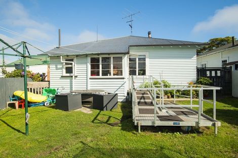 Photo of property in 14 Wellington Street, Te Hapara, Gisborne, 4010