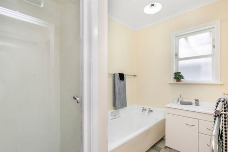 Photo of property in 72 Dominion Park Street, Johnsonville, Wellington, 6037