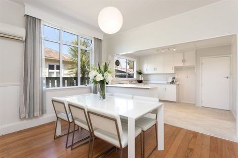 Photo of property in 16 Winton Street, St Albans, Christchurch, 8014