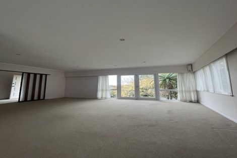 Photo of property in 70 Mountbatten Avenue, Hillcrest, Auckland, 0627