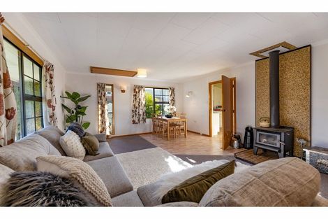 Photo of property in 8 Thomas Street, Kirwee, Darfield, 7571