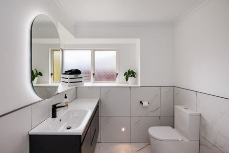 Photo of property in 10 Sandstrom Grove, Feilding, 4702