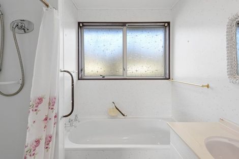 Photo of property in 14 Daytona Place, Parklands, Christchurch, 8083