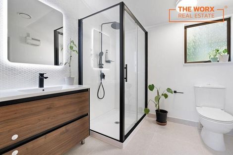 Photo of property in 2/13 Butterworth Avenue, Opaheke, Papakura, 2113