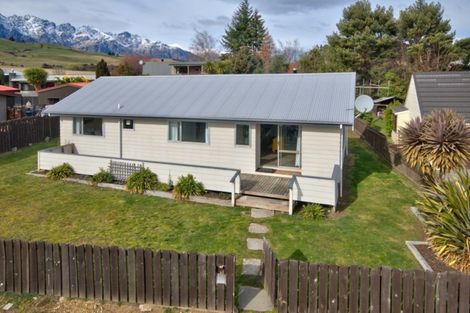 Photo of property in 49 Oregon Drive, Kelvin Heights, Queenstown, 9300