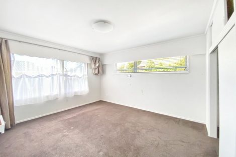 Photo of property in 20 Galaxy Drive, Mairangi Bay, Auckland, 0630