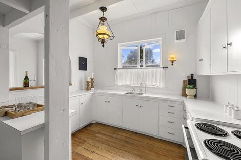 Photo of property in 12a Bankart Street, Raglan, 3225