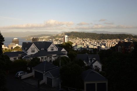 Photo of property in 34 Rawhiti Terrace, Kelburn, Wellington, 6012