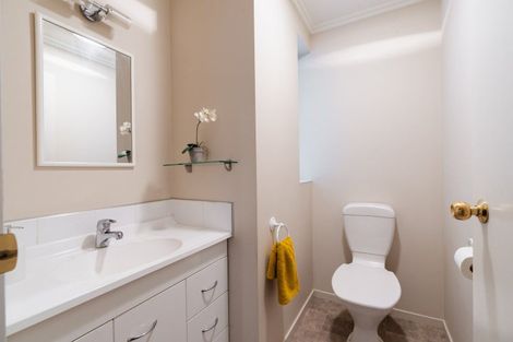 Photo of property in 184 Gladstone Road, Dalmore, Dunedin, 9010