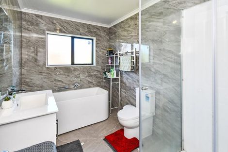 Photo of property in 6 Chayward Place, Mangere, Auckland, 2022