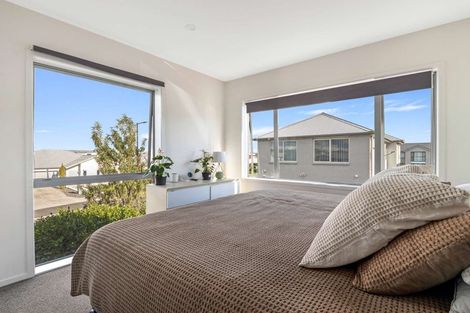 Photo of property in 2/26 Hollowout Street, Takanini, 2112