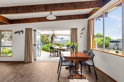 Photo of property in 58 Harper Road, Waimarama, 4294